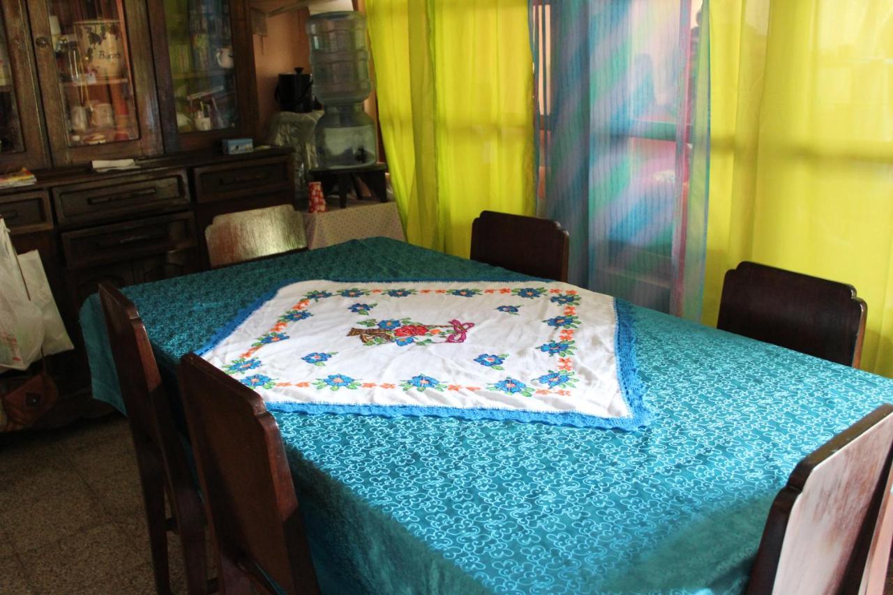 Casa De Marielena Local Family Homestay With 3 Meals Daily Wifi Antigua Exterior photo
